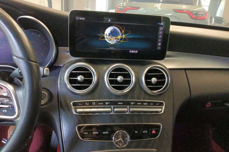 Used Mercedes-Benz C-Class 2019 C 260 Estate Audio And AC Panel