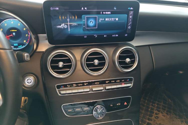 Used Mercedes-Benz C-Class 2019 C 260 Estate Audio And AC Panel
