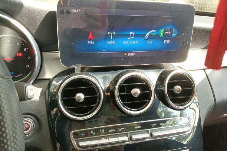 Used Mercedes-Benz C-Class 2019 C 260 Sport Edition Audio And AC Panel