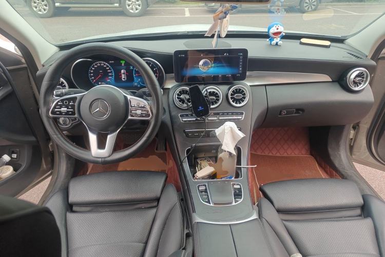 Used Mercedes-Benz C-Class 2019 Restyled C 260 L Sport Edition Center Console