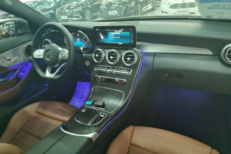 Used Mercedes-Benz C-Class 2019 C 260 Coupe Center Console