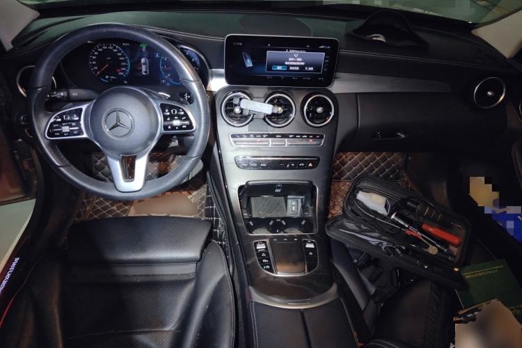 Used Mercedes-Benz C-Class 2019 Restyled C 260 L Sport Edition Center Console