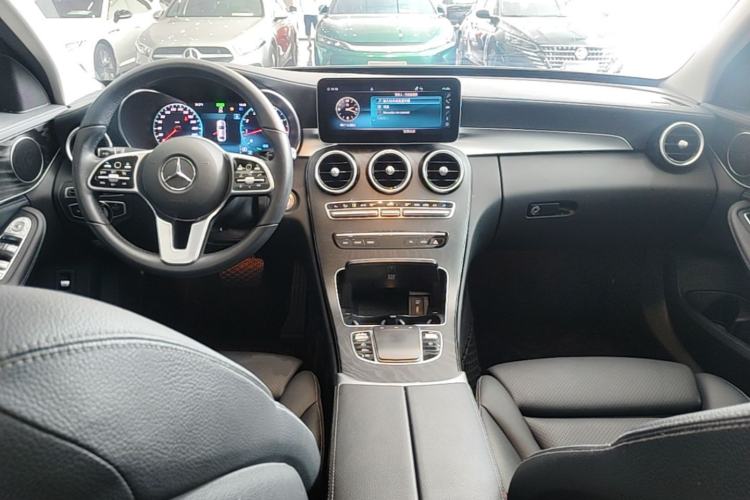 Used Mercedes-Benz C-Class 2019 Restyled C 260 L Sport Edition Center Console
