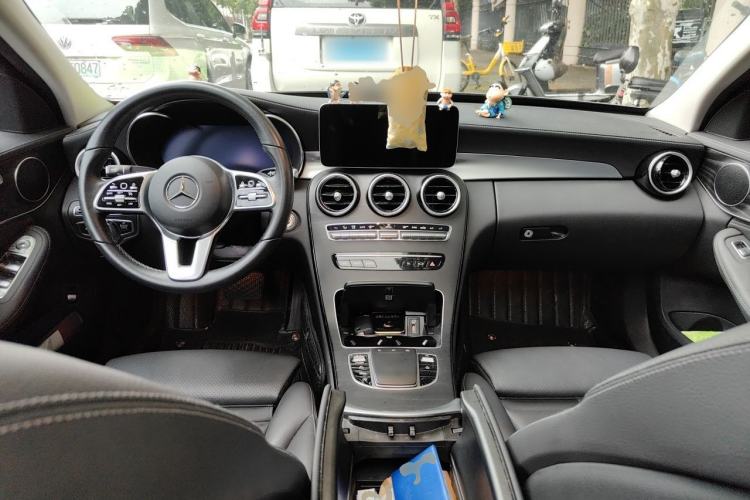 Used Mercedes-Benz C-Class 2019 Restyled C 260 L Sport Edition Center Console