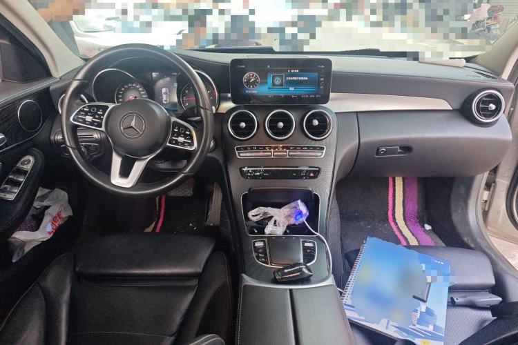 Used Mercedes-Benz C-Class 2019 C 180 L Fashion Edition Sport Version Center Console