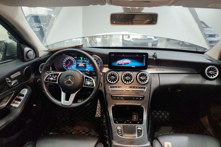 Used Mercedes-Benz C-Class 2019 Restyled C 260 L Sport Edition Center Console