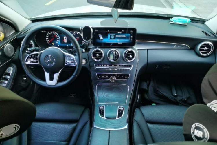 Used Mercedes-Benz C-Class 2019 C 260 Estate Center Console