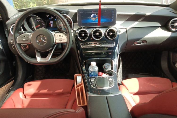 Used Mercedes-Benz C-Class 2019 C 260 Sport Edition Center Console