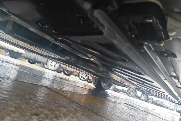 Used Mercedes-Benz C-Class 2019 C 260 L Sport Edition Chassis Front Left