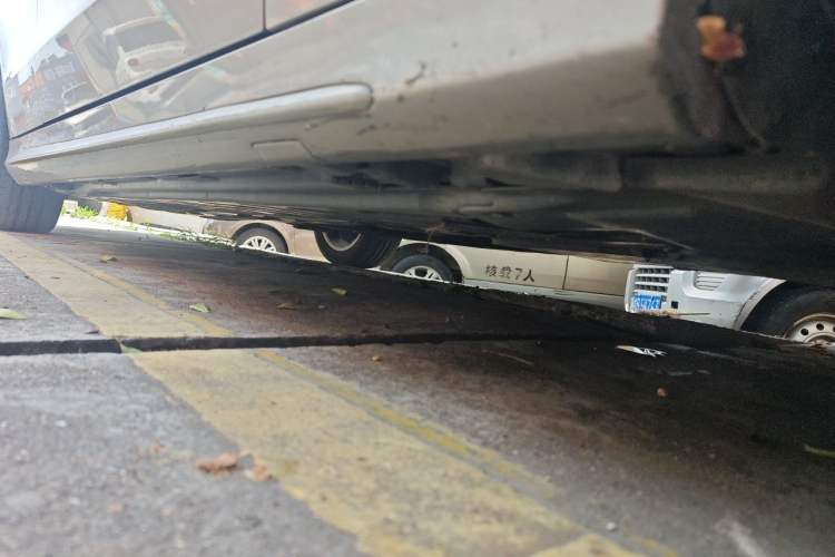Used Mercedes-Benz C-Class 2019 C 180 L Fashion Edition Sport Version Chassis Front Right