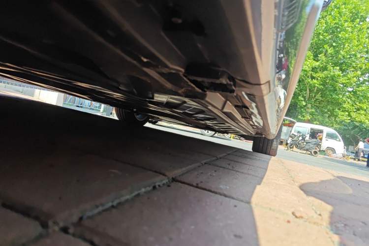Used Mercedes-Benz C-Class 2019 C 180 L Fashion Edition Sport Version Chassis Rear Right