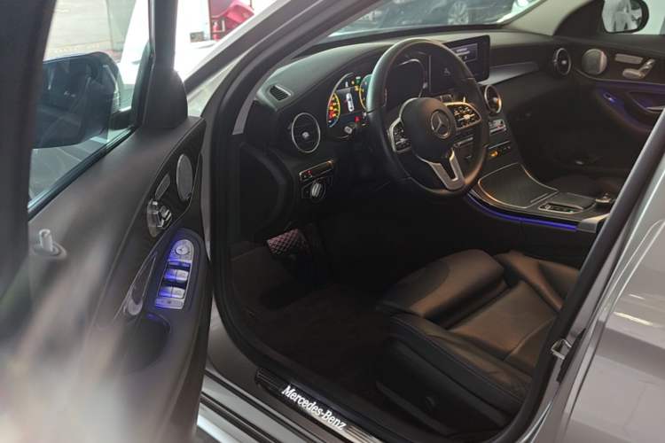 Used Mercedes-Benz C-Class 2019 C 260 L Sport Edition Driver Seat