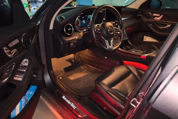 Used Mercedes-Benz C-Class 2019 Restyled C 260 L Sport Edition Driver Seat