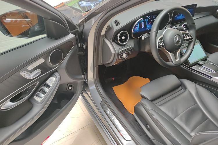 Used Mercedes-Benz C-Class 2019 Restyled C 260 L Sport Edition Driver Seat
