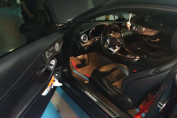 Used Mercedes-Benz C-Class 2019 C 260 Coupe Driver Seat
