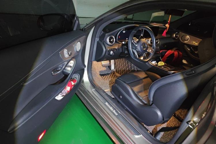 Used Mercedes-Benz C-Class 2019 C 260 Coupe Driver Seat