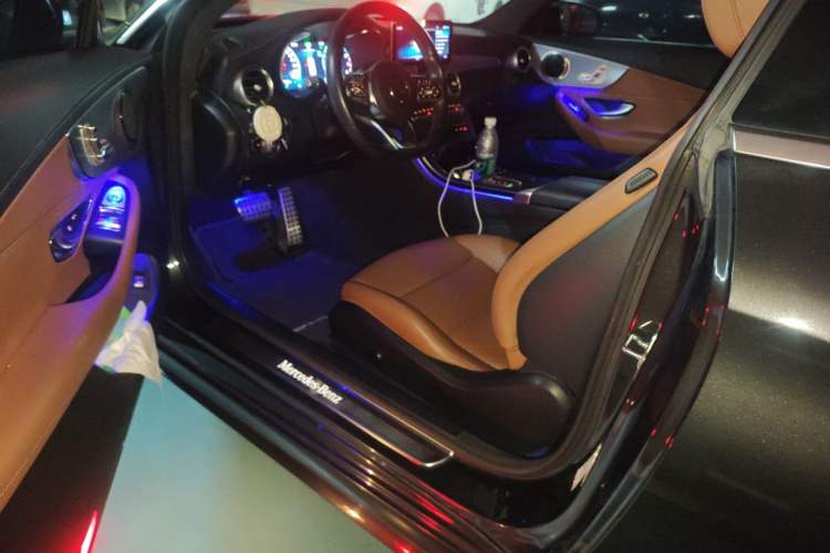 Used Mercedes-Benz C-Class 2019 C 260 Coupe Driver Seat