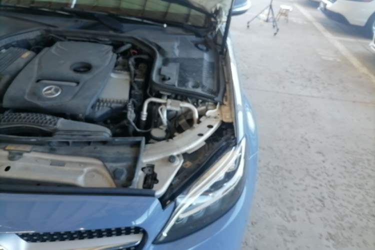 Used Mercedes-Benz C-Class 2019 C 180 L Fashion Edition Sport Version Engine Bay Left