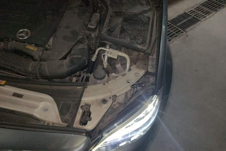 Used Mercedes-Benz C-Class 2019 Restyled C 260 L Sport Edition Engine Bay Left