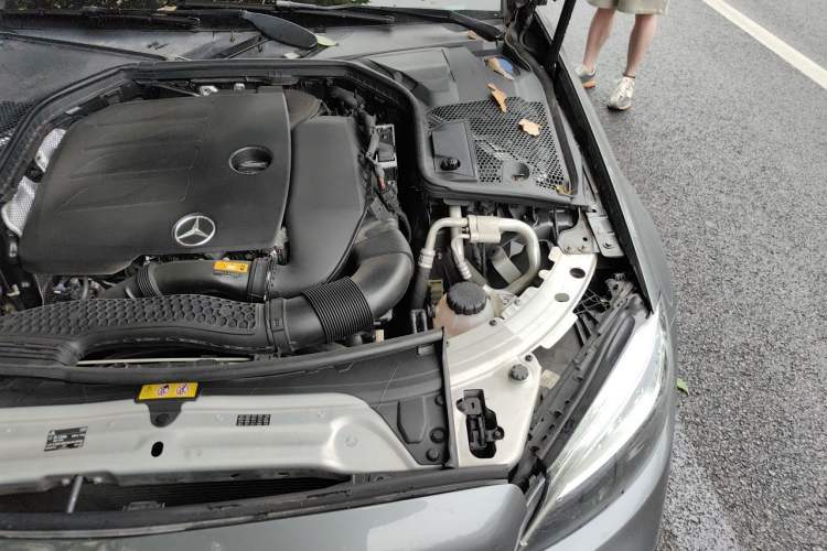 Used Mercedes-Benz C-Class 2019 Restyled C 260 L Sport Edition Engine Bay Left