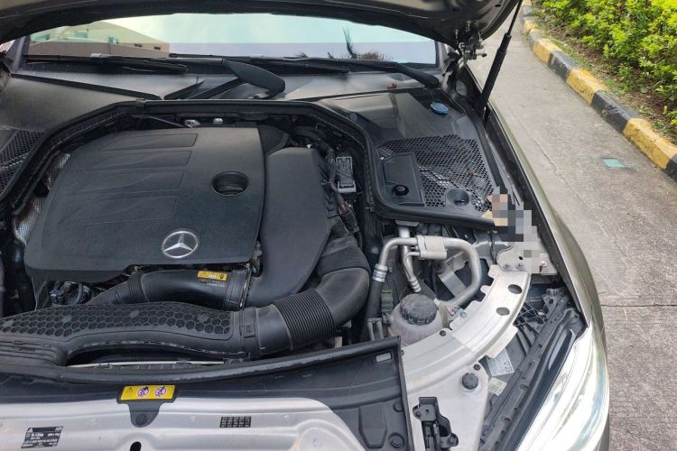 Used Mercedes-Benz C-Class 2019 C 260 L Sport Edition Engine Bay Left