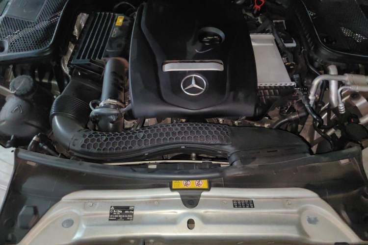 Used Mercedes-Benz C-Class 2019 C 180 L Fashion Edition Sport Version Engine Bay