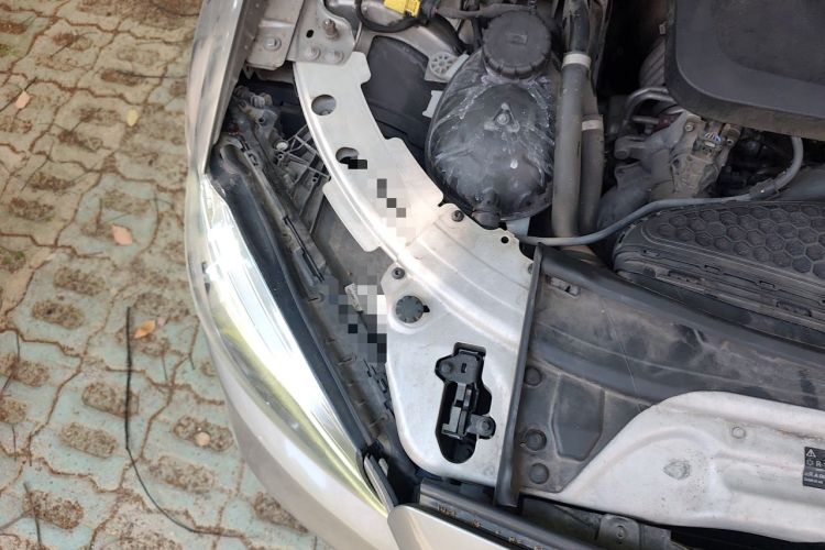 Used Mercedes-Benz C-Class 2019 Restyled C 260 L Sport Edition Engine Bay Right
