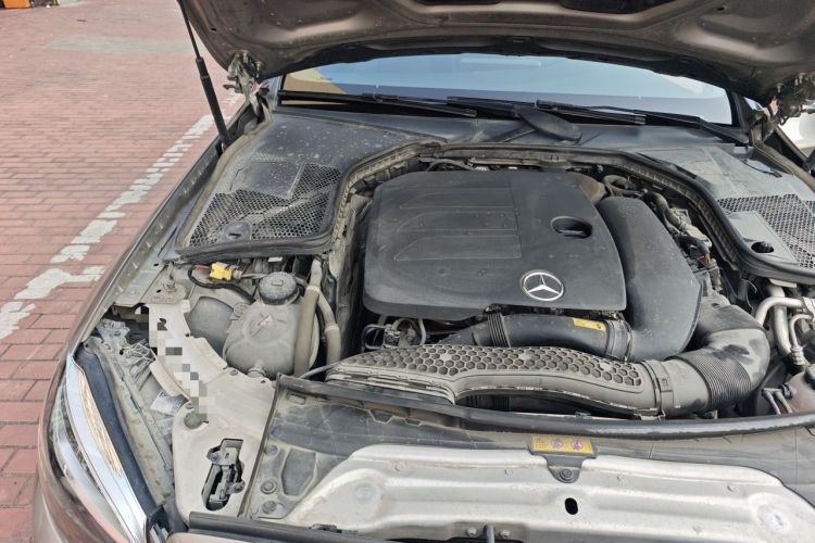 Used Mercedes-Benz C-Class 2019 C 260 Coupe Engine Bay Right