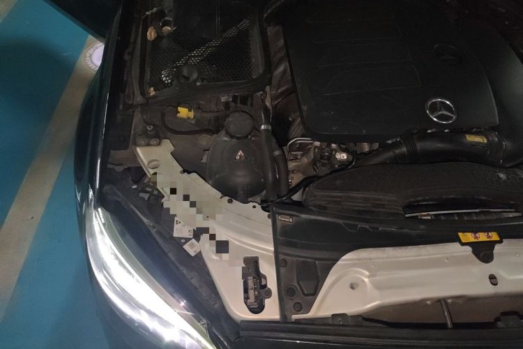 Used Mercedes-Benz C-Class 2019 C 260 Coupe Engine Bay Right