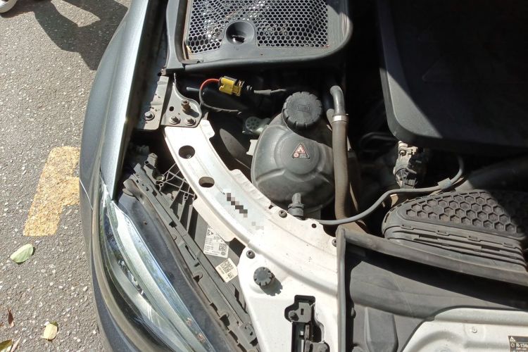 Used Mercedes-Benz C-Class 2019 C 260 Sport Edition Engine Bay Right