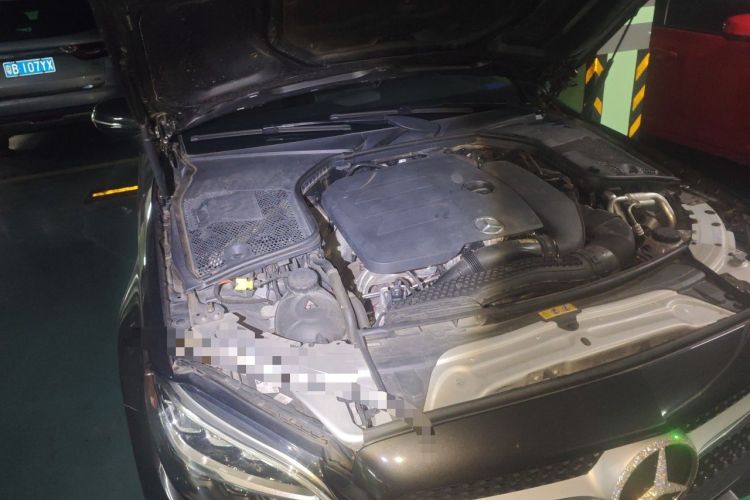 Used Mercedes-Benz C-Class 2019 C 260 Coupe Engine Bay Right