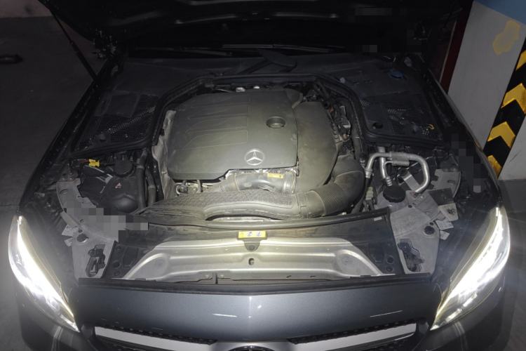 Used Mercedes-Benz C-Class 2019 C 260 Coupe Engine Bay