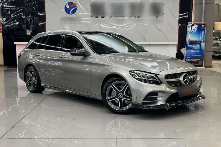 Used Mercedes-Benz C-Class 2019 C 260 Estate Exterior 2