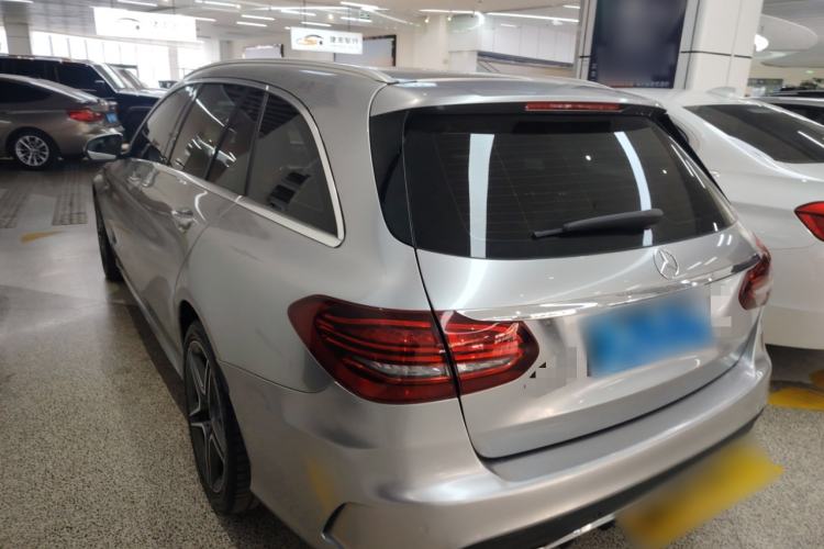 Used Mercedes-Benz C-Class 2019 C 260 Estate Exterior 2