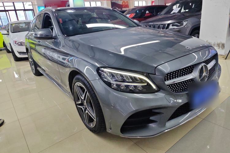 Used Mercedes-Benz C-Class 2019 C 260 Estate Exterior 2