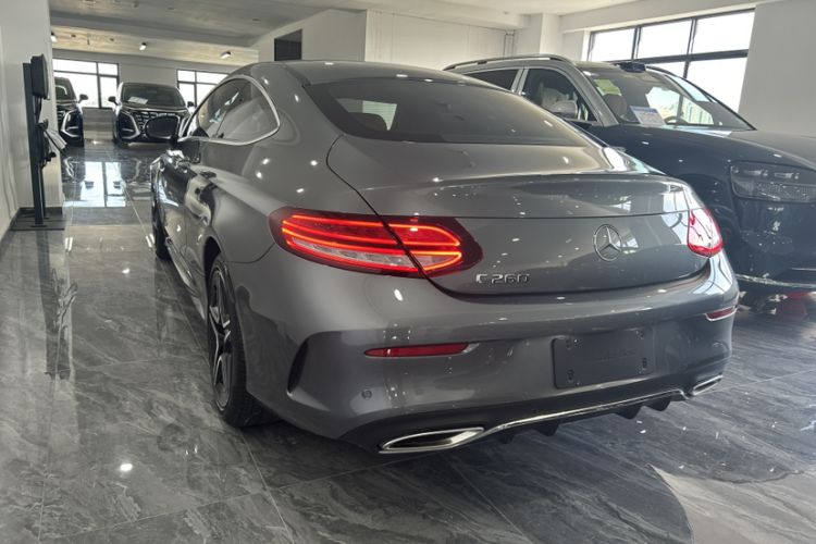 Used Mercedes-Benz C-Class 2019 C 260 Coupe Exterior 3