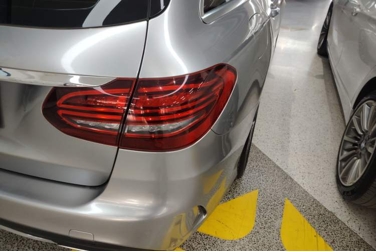 Used Mercedes-Benz C-Class 2019 C 260 Estate Exterior 3
