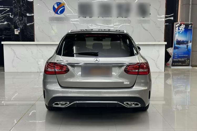 Used Mercedes-Benz C-Class 2019 C 260 Estate Exterior 4