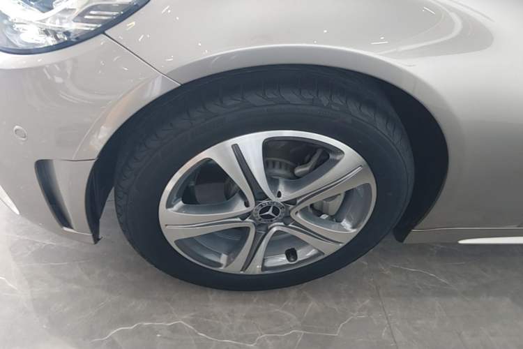 Used Mercedes-Benz C-Class 2019 Restyled C 260 L Sport Edition Exterior 4