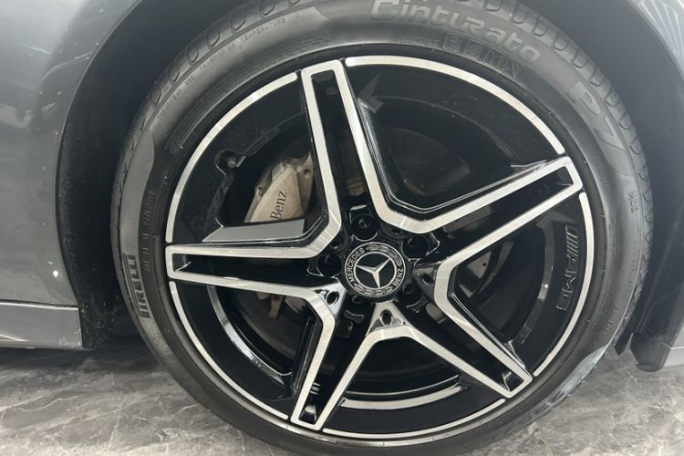 Used Mercedes-Benz C-Class 2019 C 260 Coupe Exterior 6