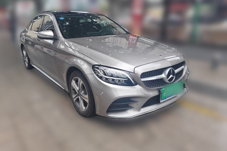 Used Mercedes-Benz C-Class 2019 C 260 L Sport Edition Front Right 45 Deg