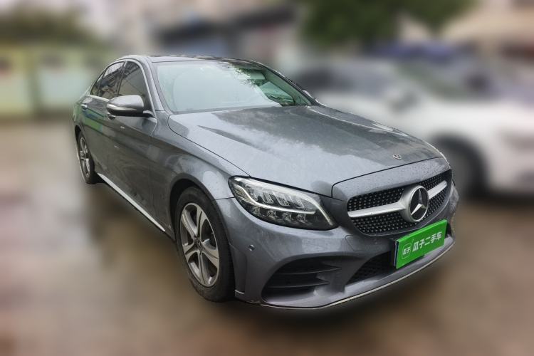 Used Mercedes-Benz C-Class 2019 Restyled C 260 L Sport Edition Front Right 45 Deg