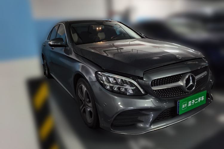Used Mercedes-Benz C-Class 2019 Restyled C 260 L Sport Edition Front Right 45 Deg