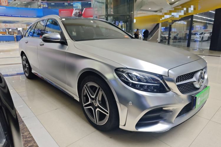 Used Mercedes-Benz C-Class 2019 C 260 Estate Front Right 45 Deg