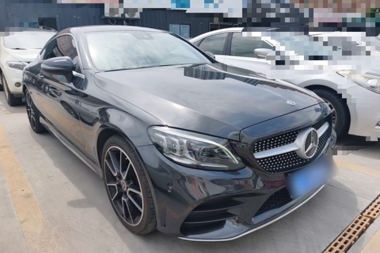 Used Mercedes-Benz C-Class 2019 C 260 4MATIC Coupe Front Right 45 Deg