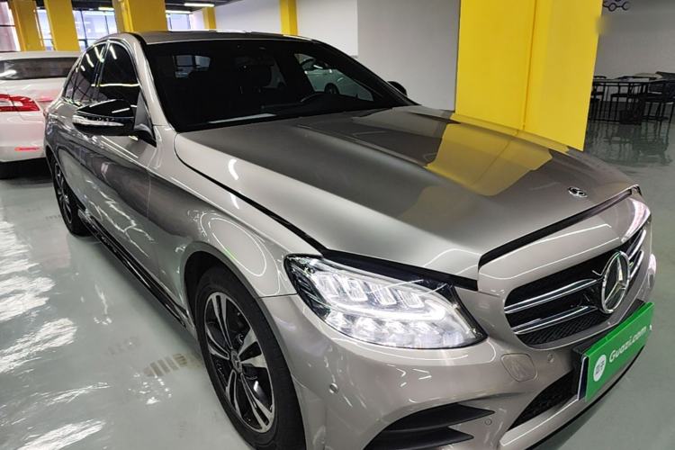 Used Mercedes-Benz C-Class 2019 C 260 Sport Edition Front Right 45 Deg