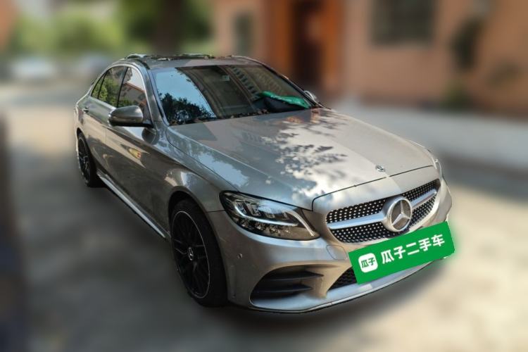 Used Mercedes-Benz C-Class 2019 C 180 L Fashion Edition Sport Version Front Right 45 Deg