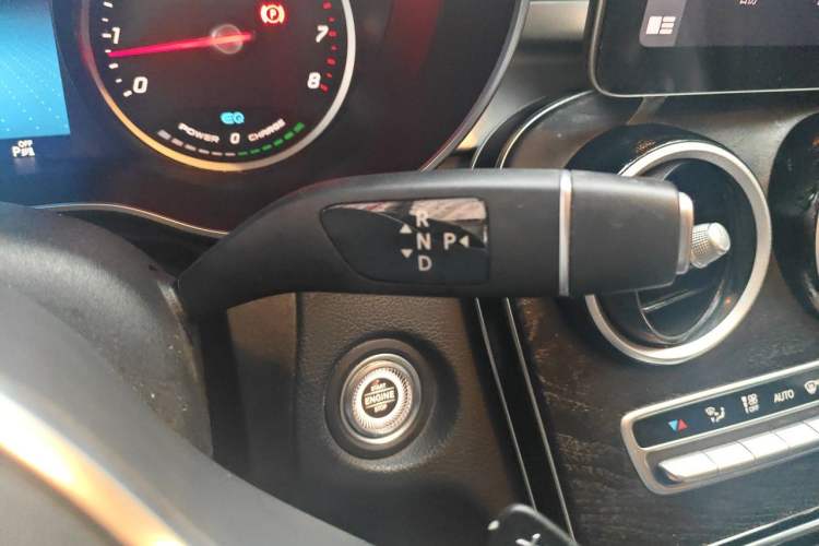 Used Mercedes-Benz C-Class 2019 C 260 L Sport Edition Gear Lever