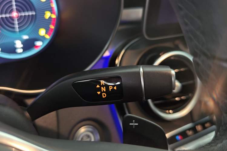 Used Mercedes-Benz C-Class 2019 C 260 L Sport Edition Gear Lever
