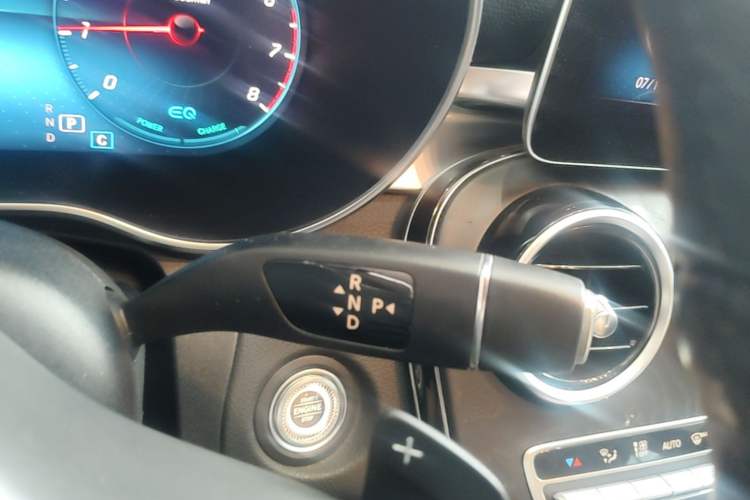 Used Mercedes-Benz C-Class 2019 Restyled C 260 L Sport Edition Gear Lever